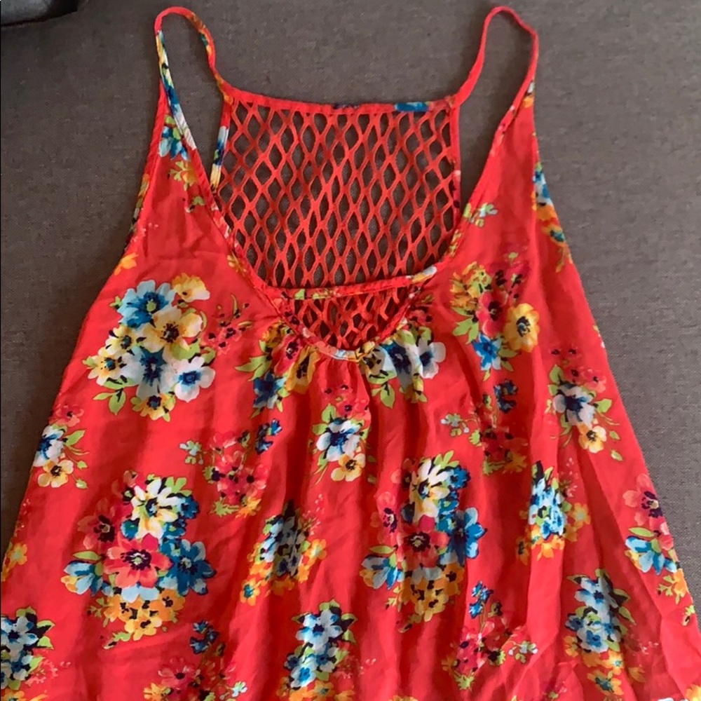 Women’s floral tank